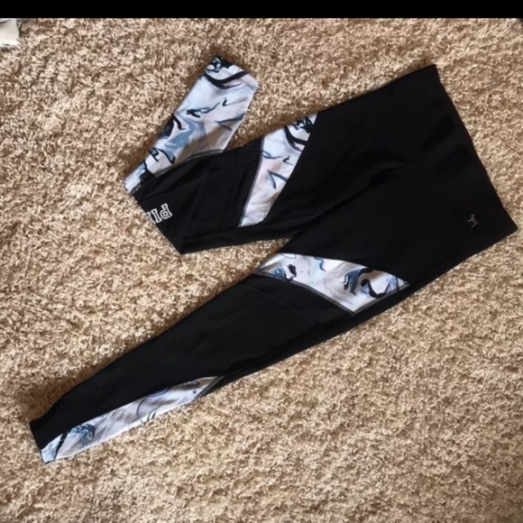 VS Pink Reversible Active Leggings - Picture 3 of 6